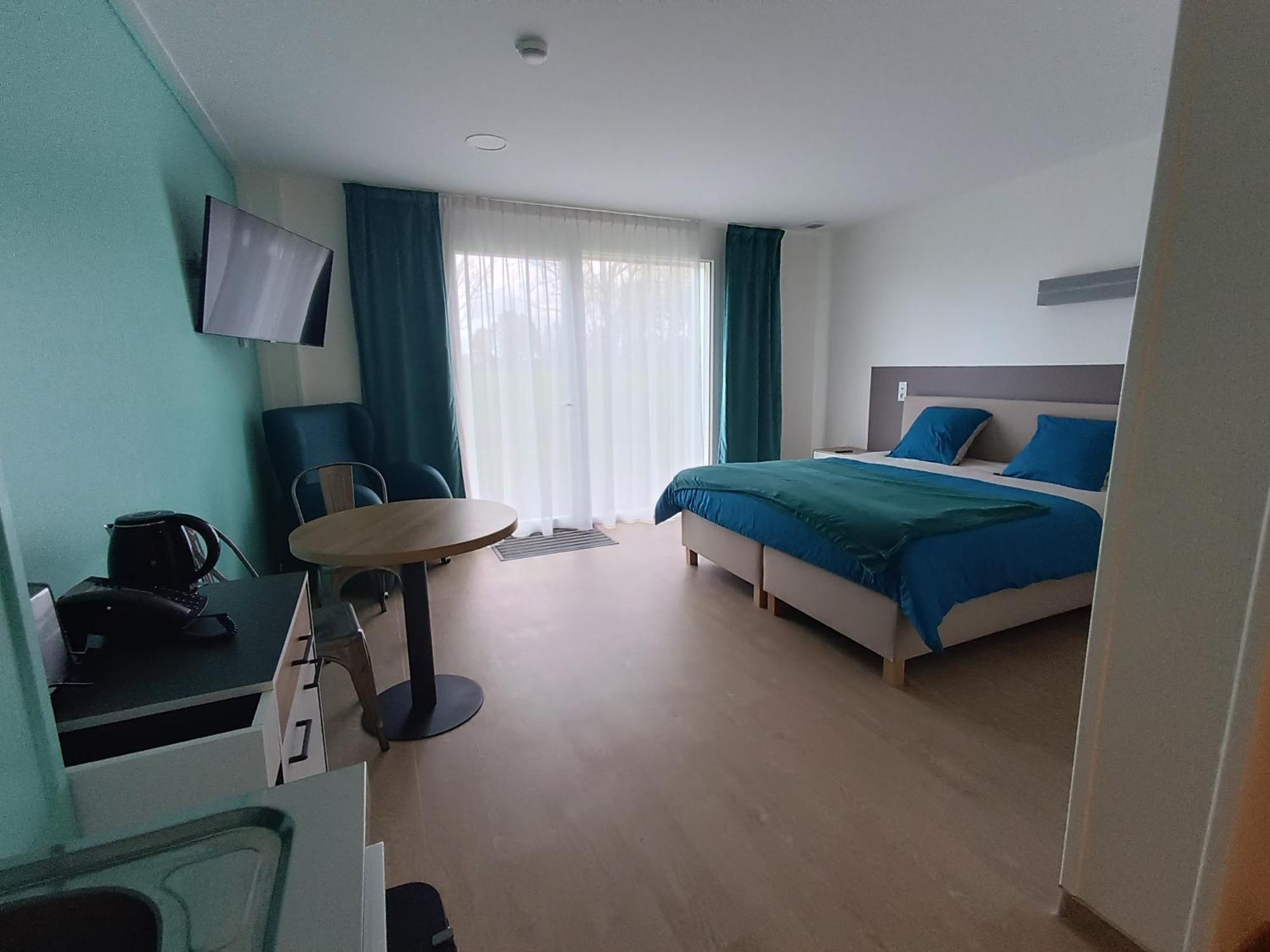 Coulonges-sur-Sarthe Relais Les Rives Du Lac מראה חיצוני תמונה